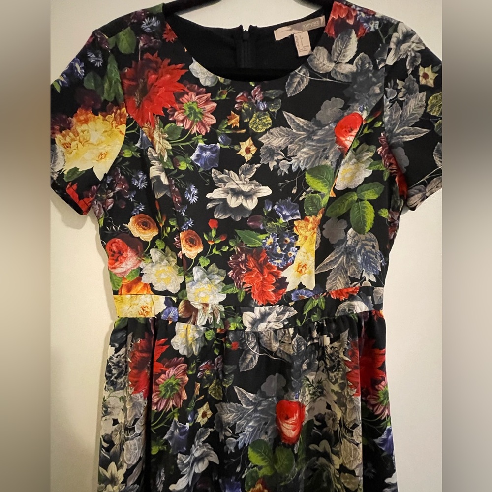 Floral Knee Length Dress - Picture 4 of 6